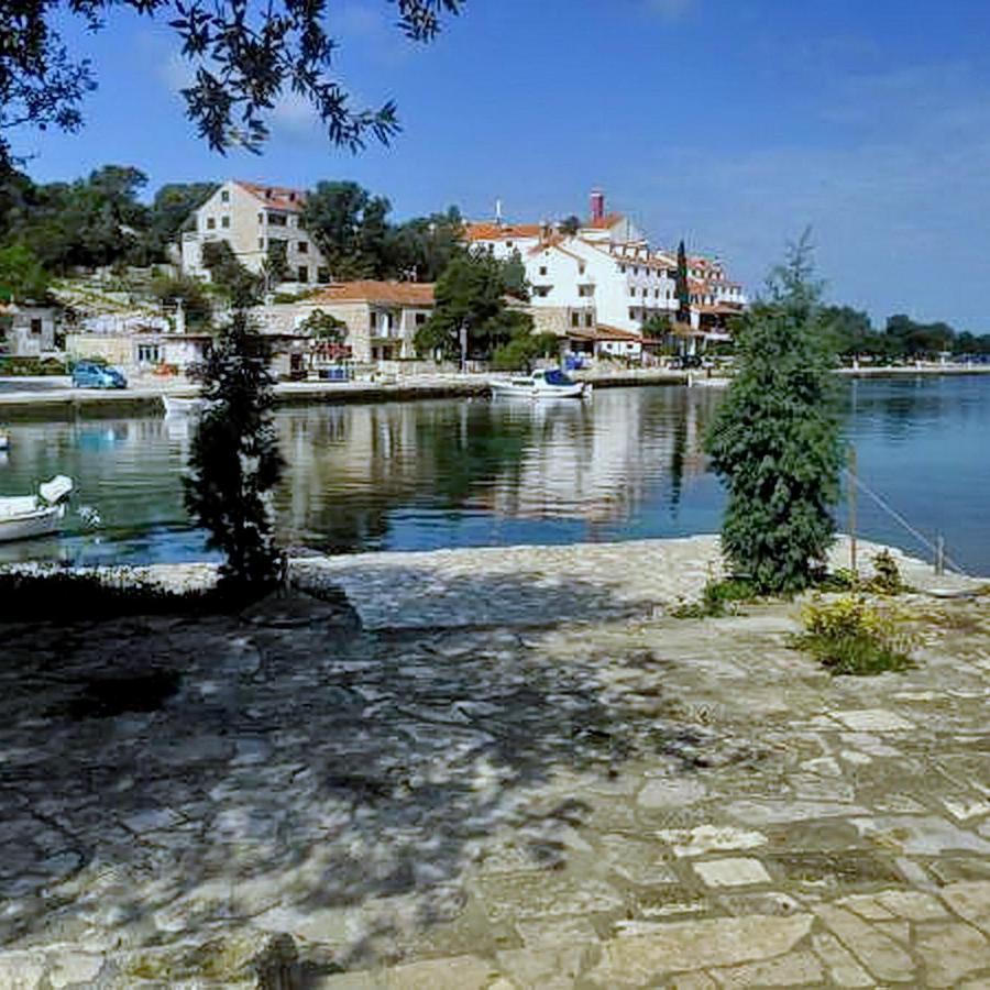 Guest House Kiko Pomena Bagian luar foto