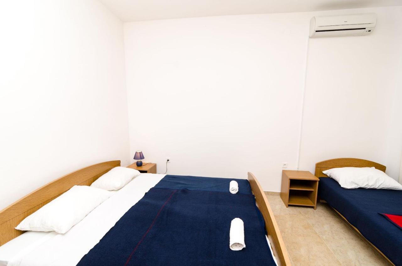 Guest House Kiko Pomena Ruang foto