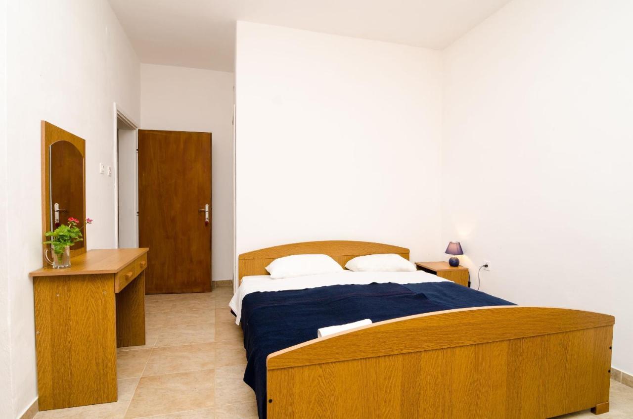 Guest House Kiko Pomena Bagian luar foto