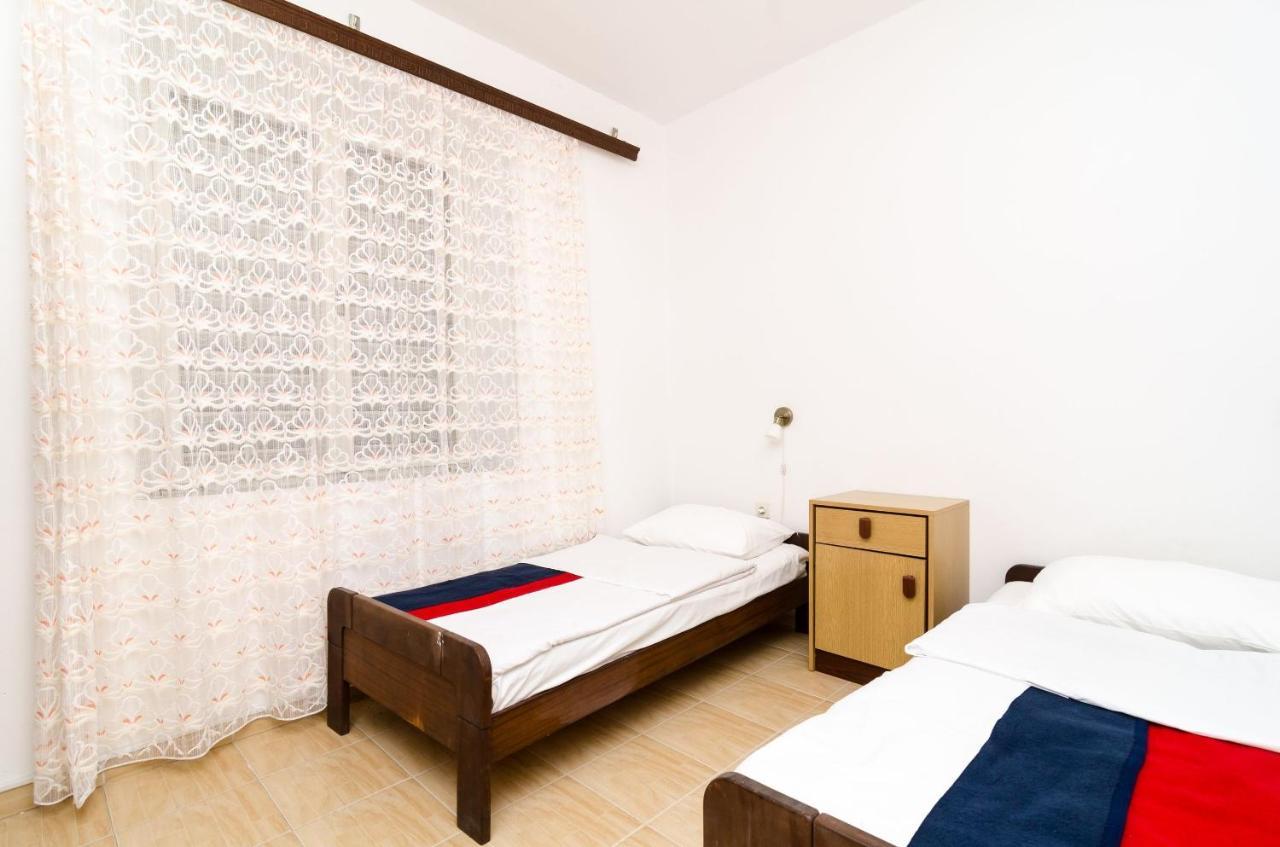 Guest House Kiko Pomena Bagian luar foto
