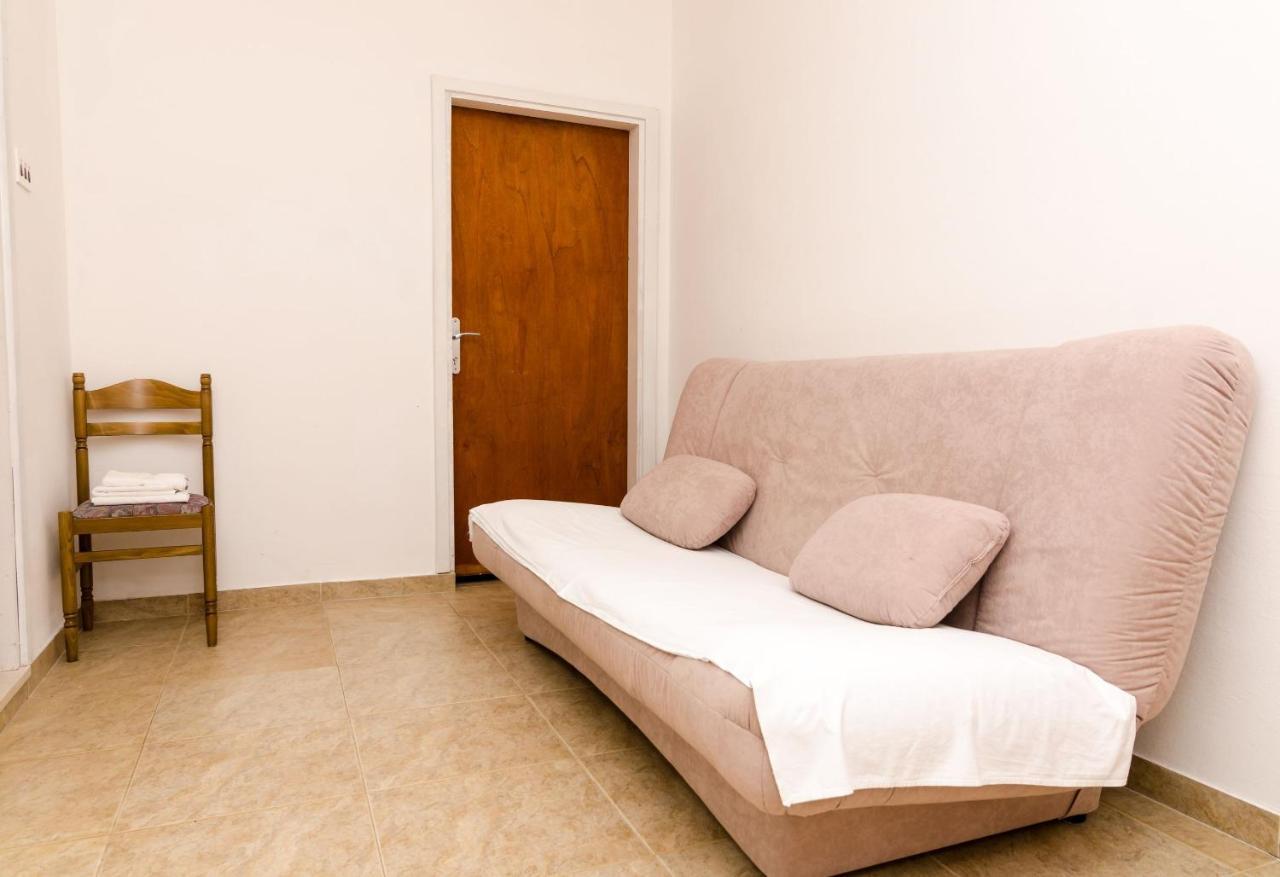 Guest House Kiko Pomena Ruang foto