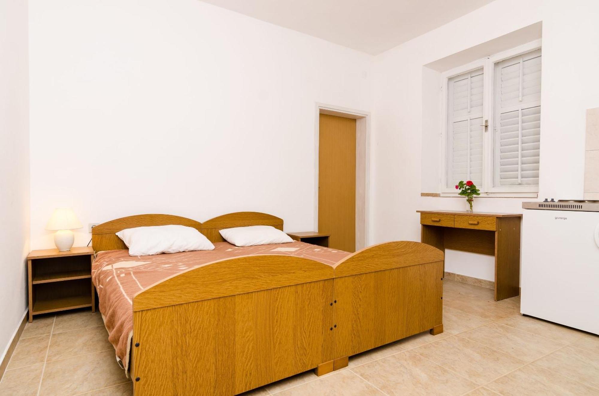 Guest House Kiko Pomena Ruang foto