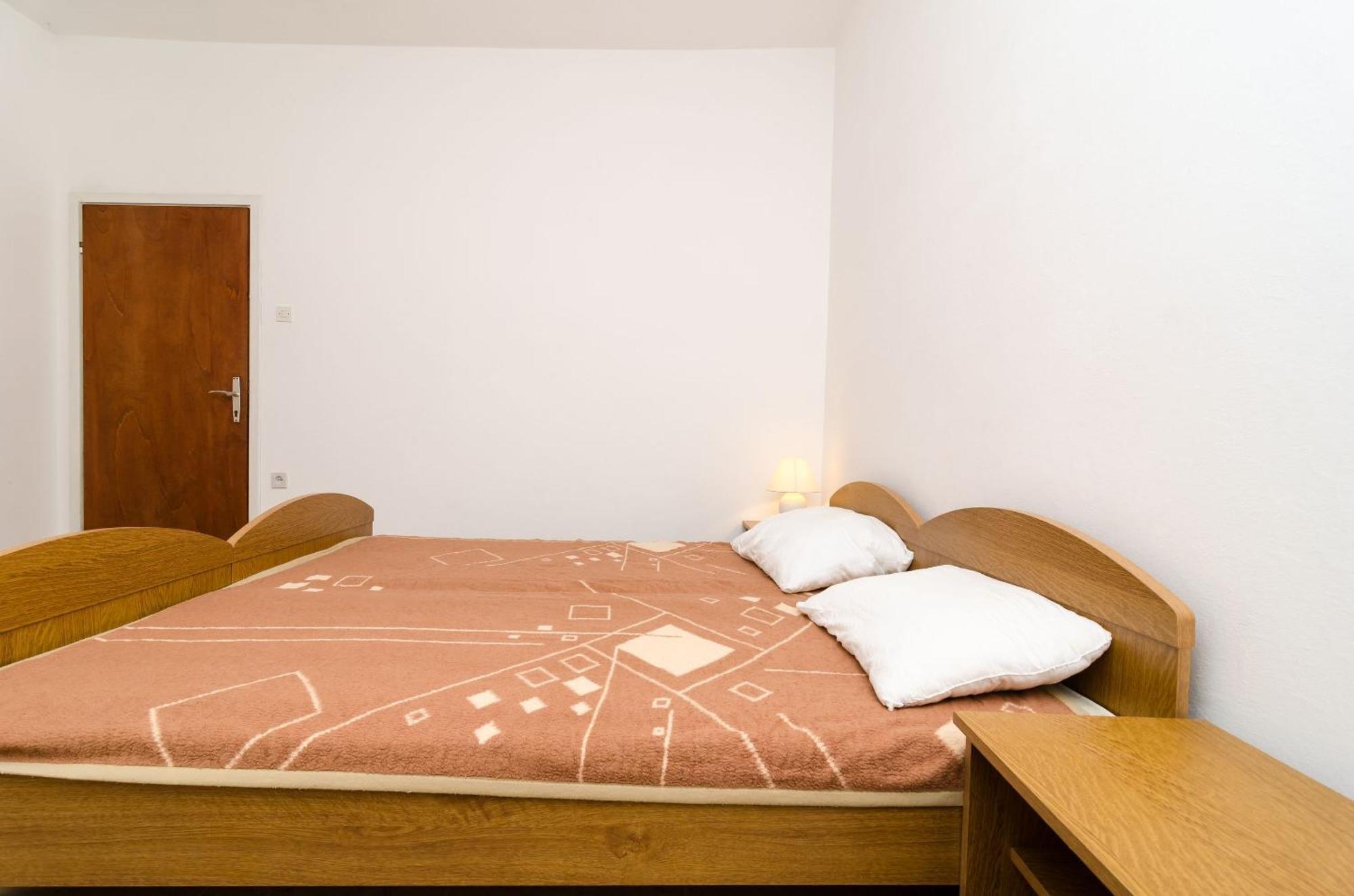 Guest House Kiko Pomena Ruang foto
